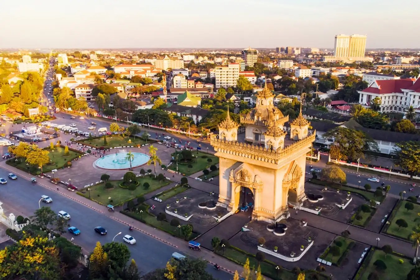 Peut &ecirc;tre une image de le Charminar
